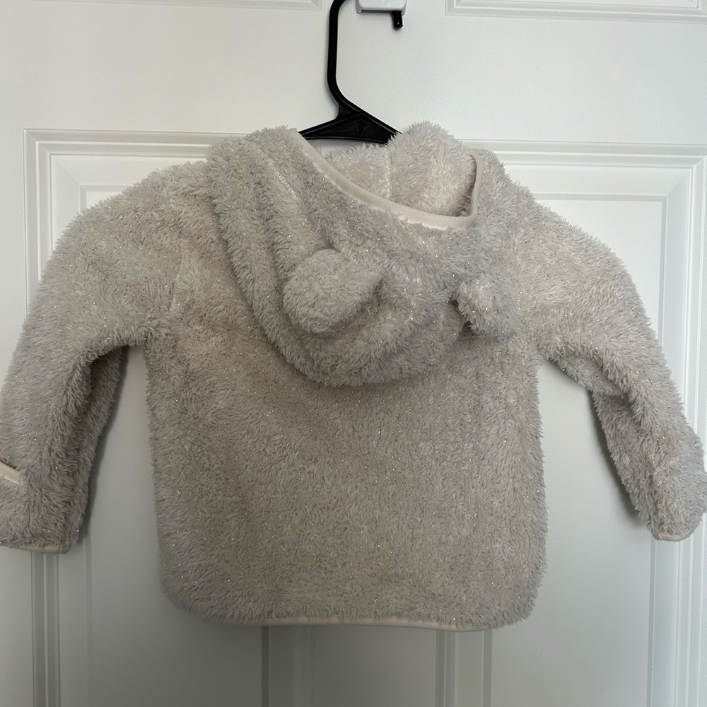 The North Face Cream Fleece Jacket - Picture 2 of 3